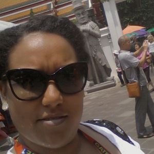 Meet your Posher, Jenniffer